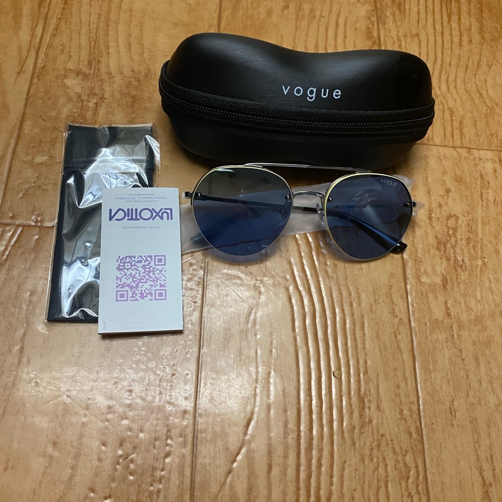 Vogue VO4113S Col 323/7C Sunglasses MSRP $99.95